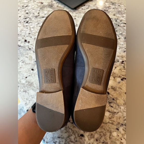 Naturalizer Women’s Kate Slip On Blue Suede Flats Size 7 - Picture 3 of 7